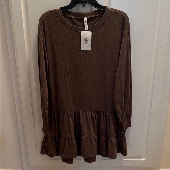 Emerald Brown Tiered Ruffled Dress Bubble Sleeves - Picture 1 of 4